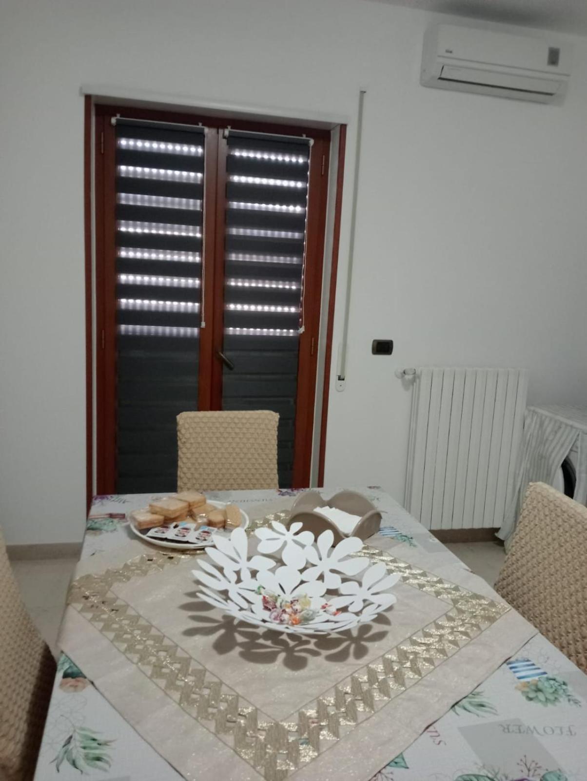 Casa Vacanza Luna2 Palagiano Exteriör bild