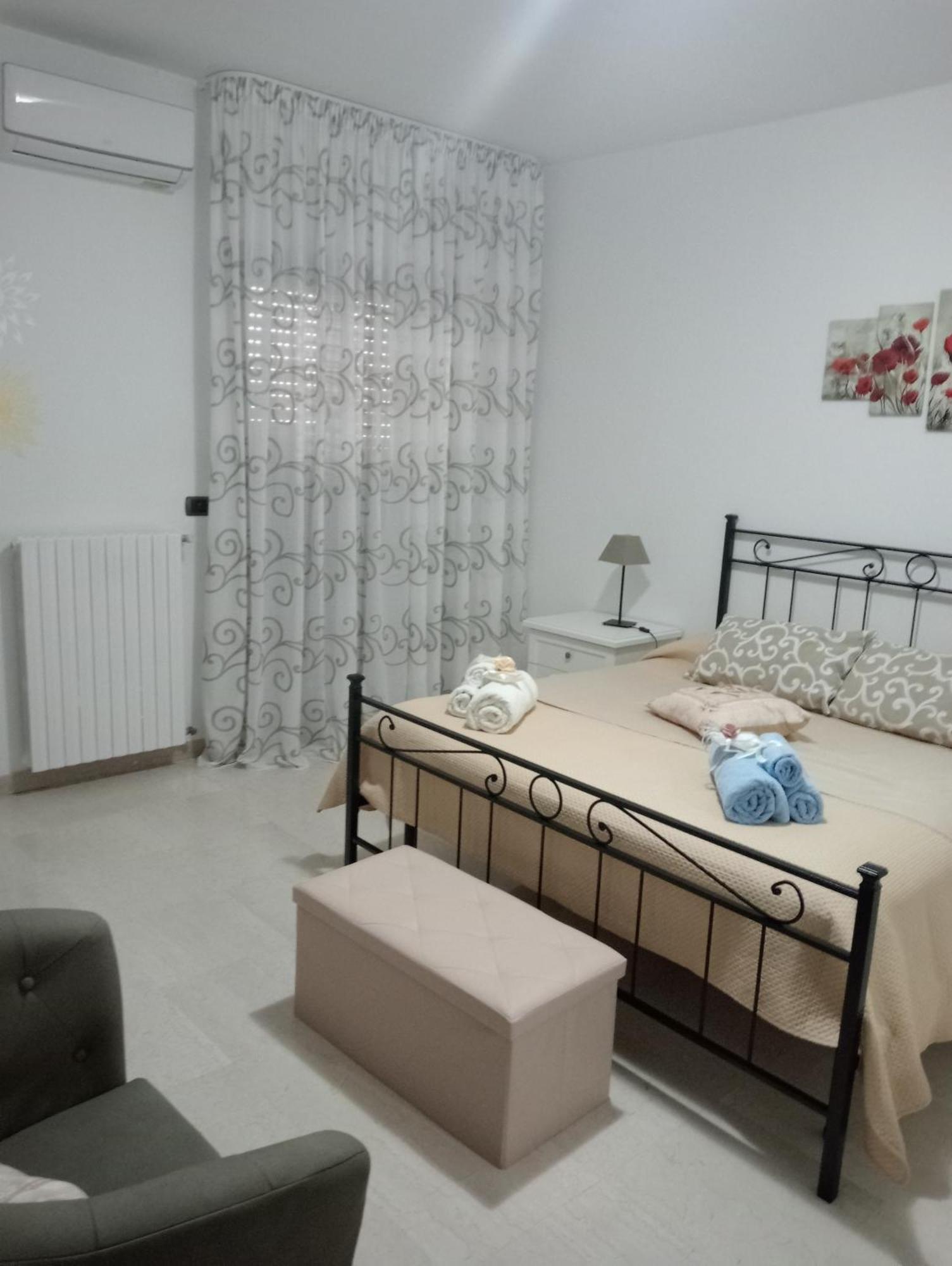 Casa Vacanza Luna2 Palagiano Exteriör bild